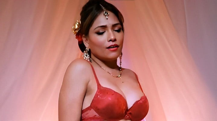 Taras P01 EP3 ULLU Hot Hindi Web Series