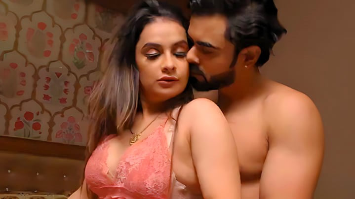 Gharwali Baharwali EP3 Jugnu Hot Hindi Web Series