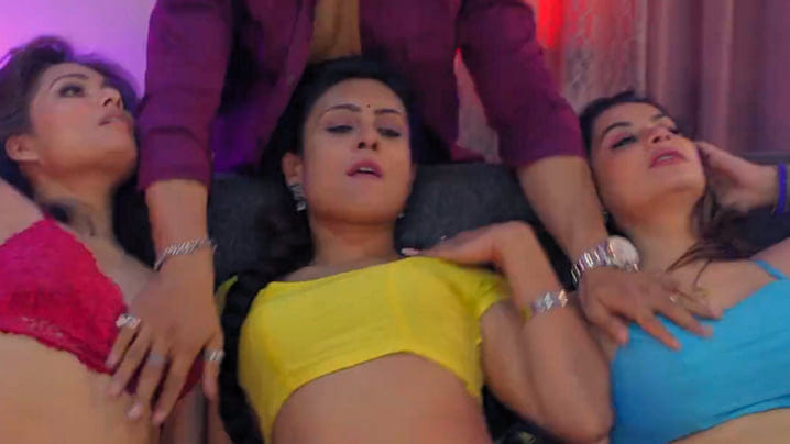 Gharwali Baharwali EP7 Jugnu Hot Hindi Web Series